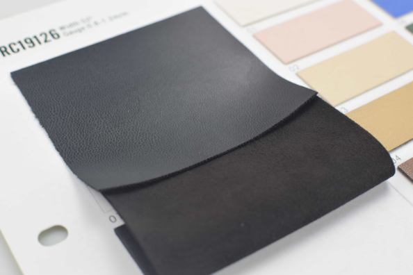 超纤皮：时尚与耐用兼备的环保合成材料解析与选购建议